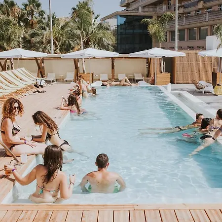 ホテル パラス ピネダ 4*