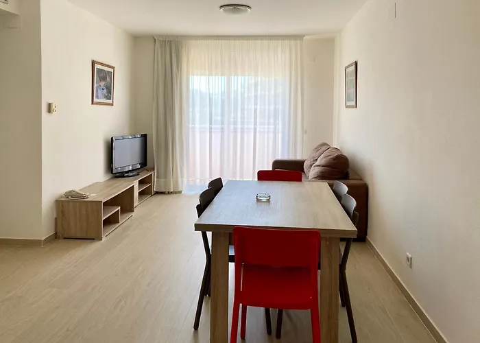 Pineda 4*